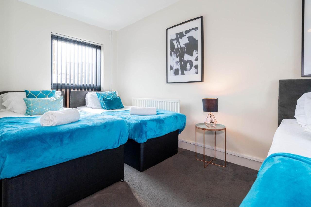 City Centre Townhouse - 3 Bedrooms - Garage - Parking - Top Rated Birmingham Extérieur photo