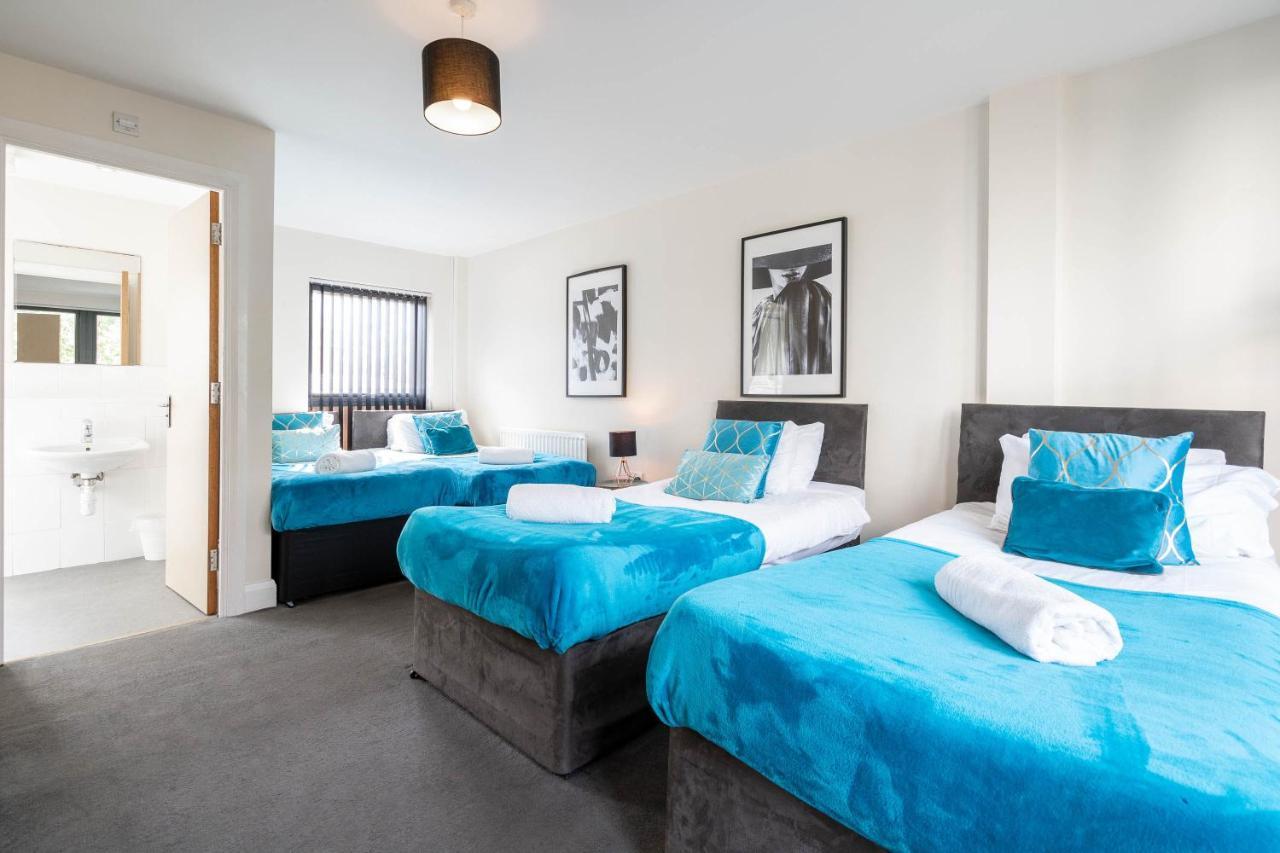 City Centre Townhouse - 3 Bedrooms - Garage - Parking - Top Rated Birmingham Extérieur photo
